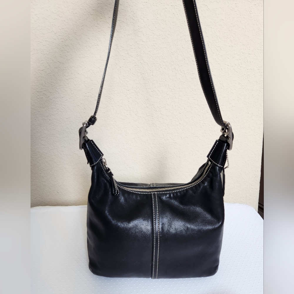 Coach black leather shoulder crossbody bag purse